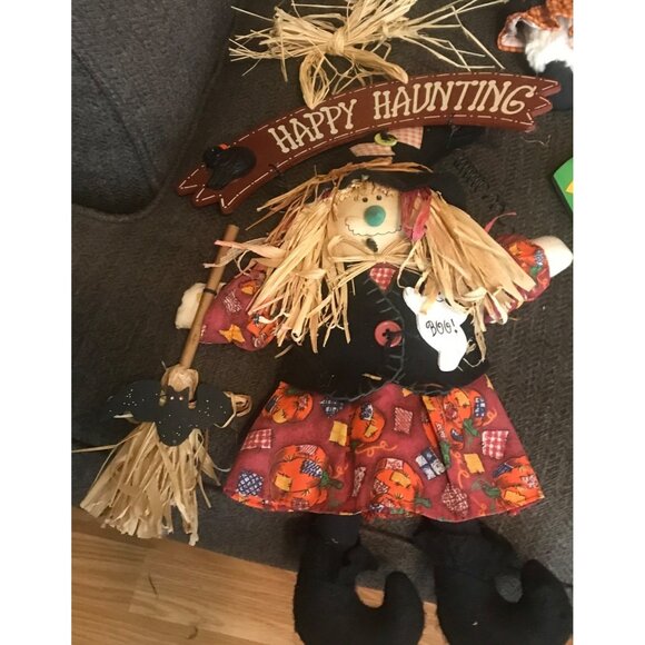 Halloween Decorations Lot Wreath Boo Sign Scary Photo Witch Bow Skulls & More - Picture 7 of 9